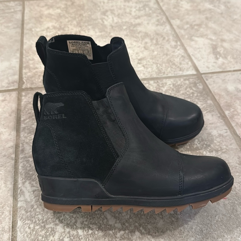 Sorel Joan of Arctic wedge boots